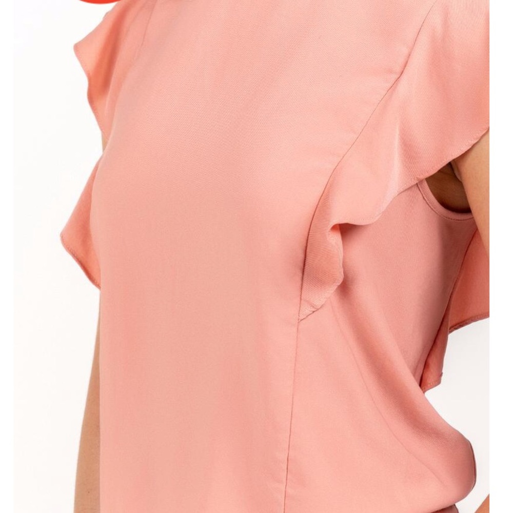 🌸 3/$15 Francesca’s Flutter Sleeve Blush Top - Picture 5 of 5